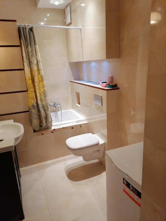 Apartament Luxbibi Lägenhet Rzeszów Exteriör bild